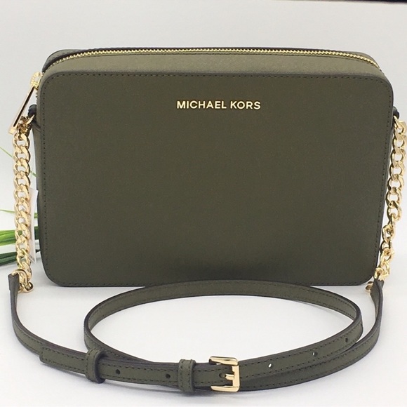Michael Kors Jet Set Item Large East West Zip Crossbody Leather Olive 
NWT - Picture 3 of 12